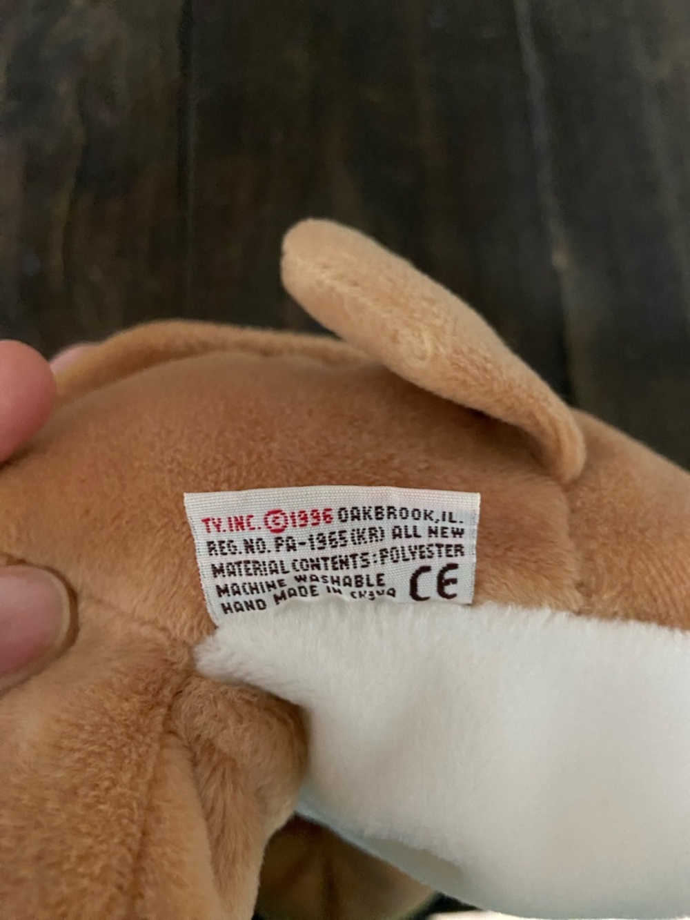 Ty Pillow Pals Collection Bruiser. Tan and White Bulldog Plush with Heart Tag - Picture 6 of 6